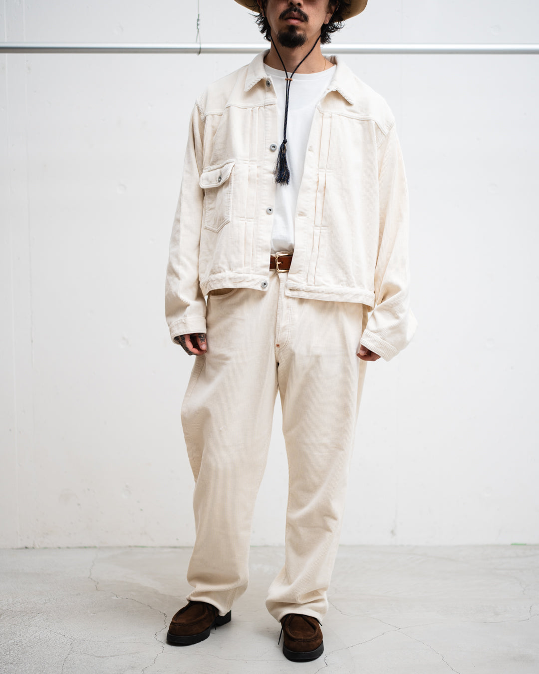 通販] FOUNDOUR(ファウンダ) CORDUROY PANTS 商品ページ – fazeone