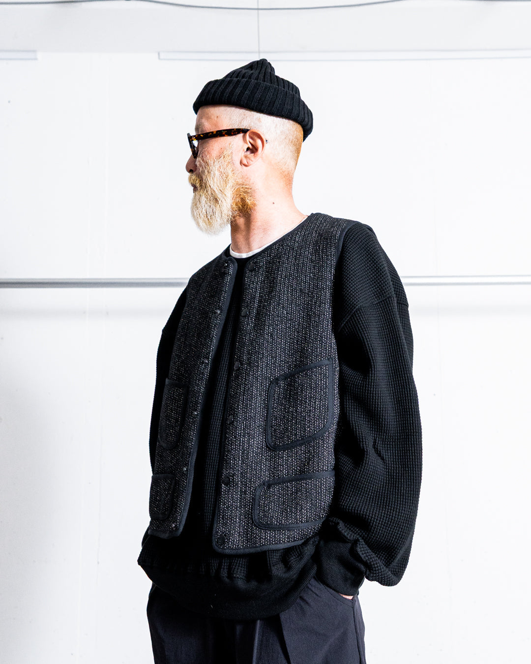 BROWN’S BEACH JACKET 524-LOW NECK VEST