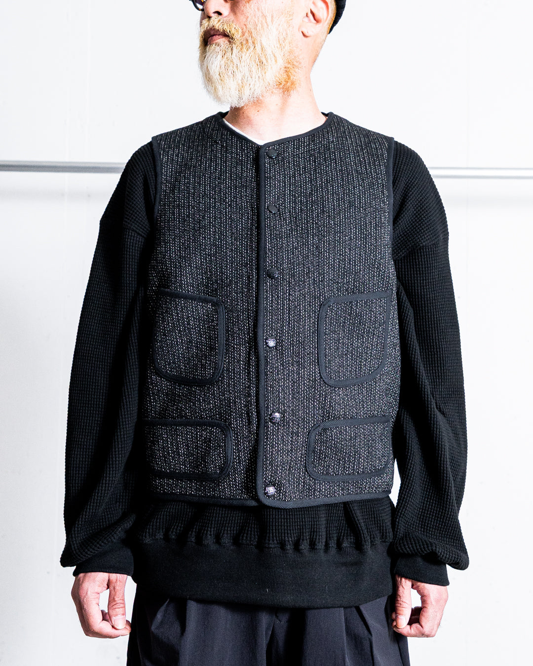 BROWN’S BEACH JACKET 524-LOW NECK VEST