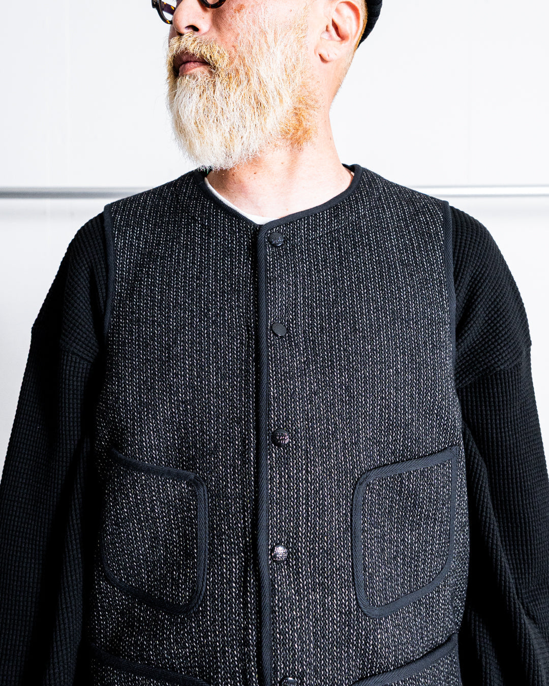 BROWN’S BEACH JACKET 524-LOW NECK VEST