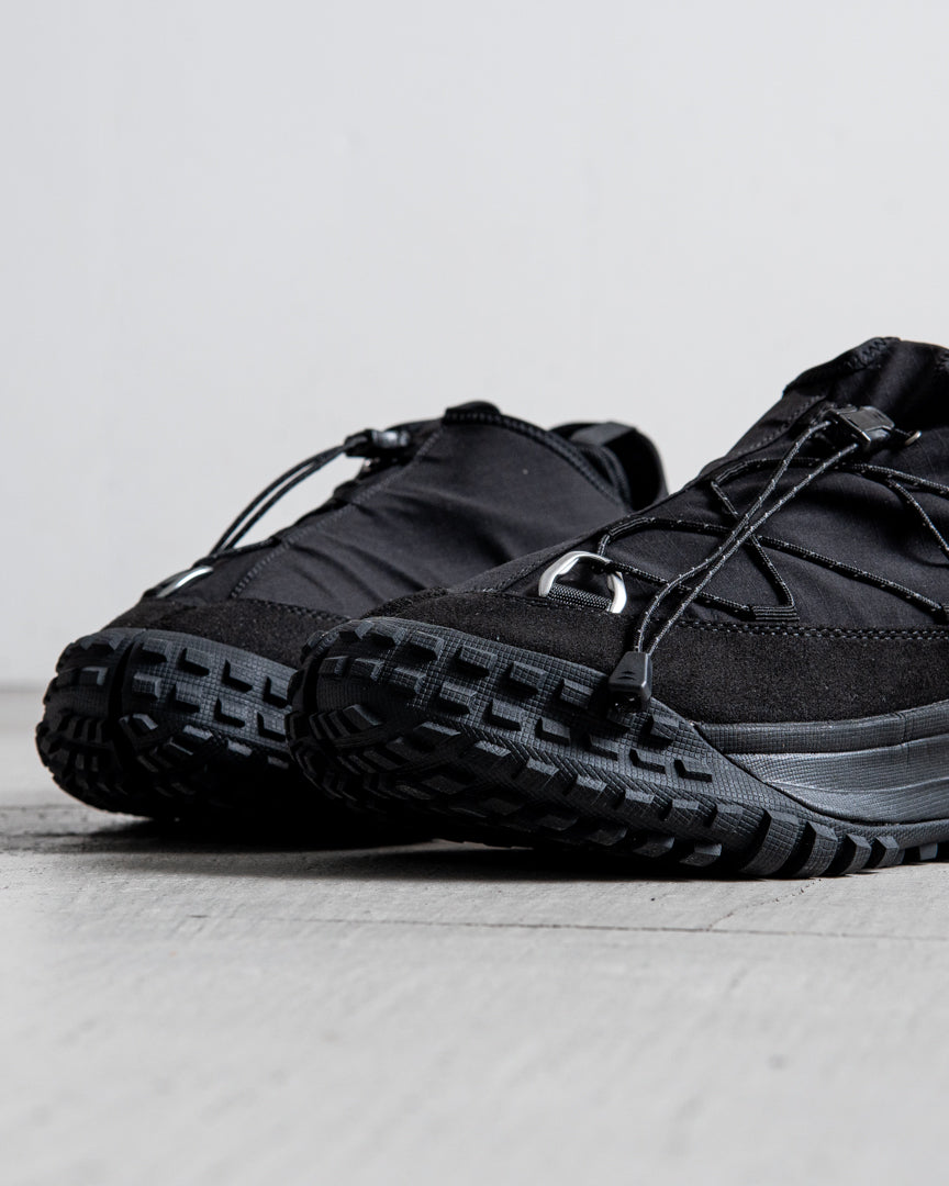 【fazeone Exclusive】CMF OUTDOOR GARMENT APPROACH 03 TABI LOW - ALL BLACK