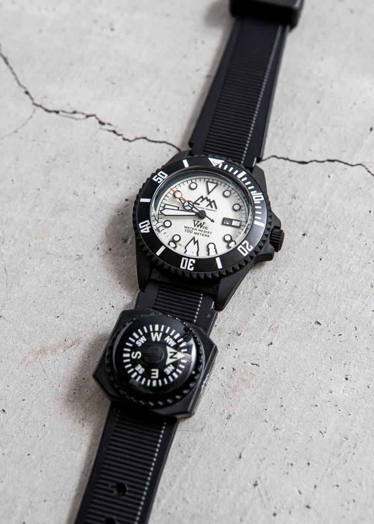 [collaboration] CMF OUTDOOR GARMENT CMF x VWC Field Watch