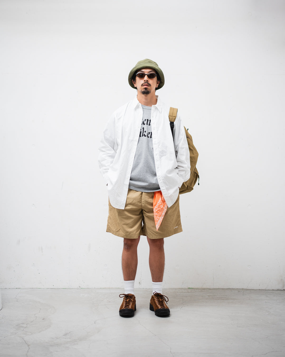 [8.22 sat 12:00 Release] FOUNDOUR COTTON BROAD REGULAR COLLAR SHIRT