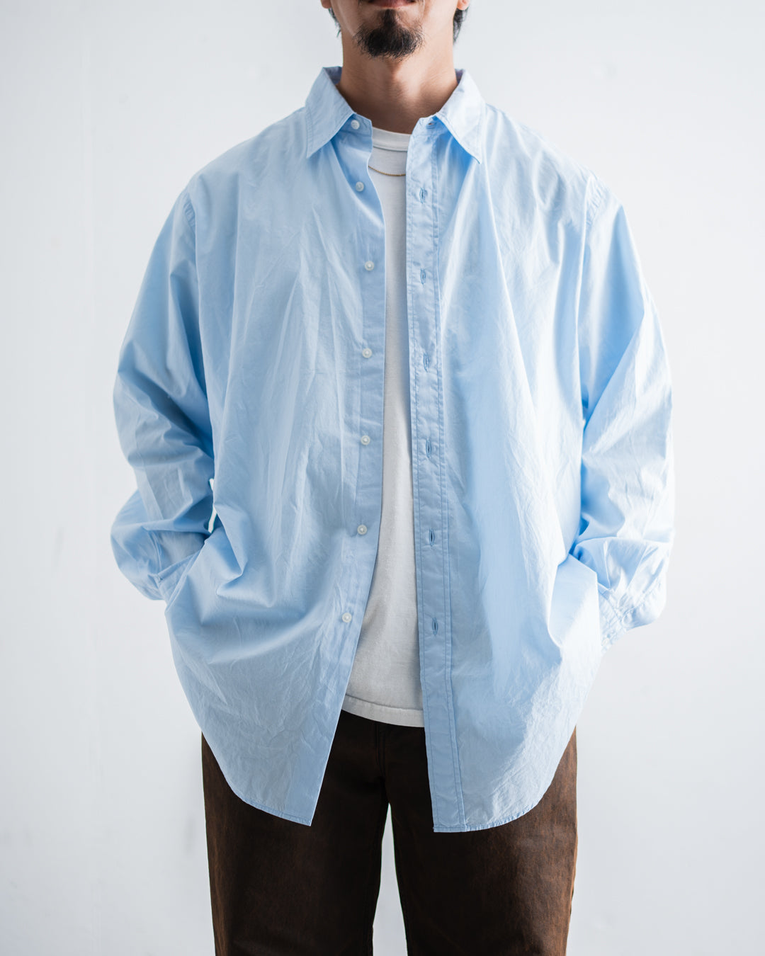 [8.22 sat 12:00 Release] FOUNDOUR COTTON BROAD REGULAR COLLAR SHIRT