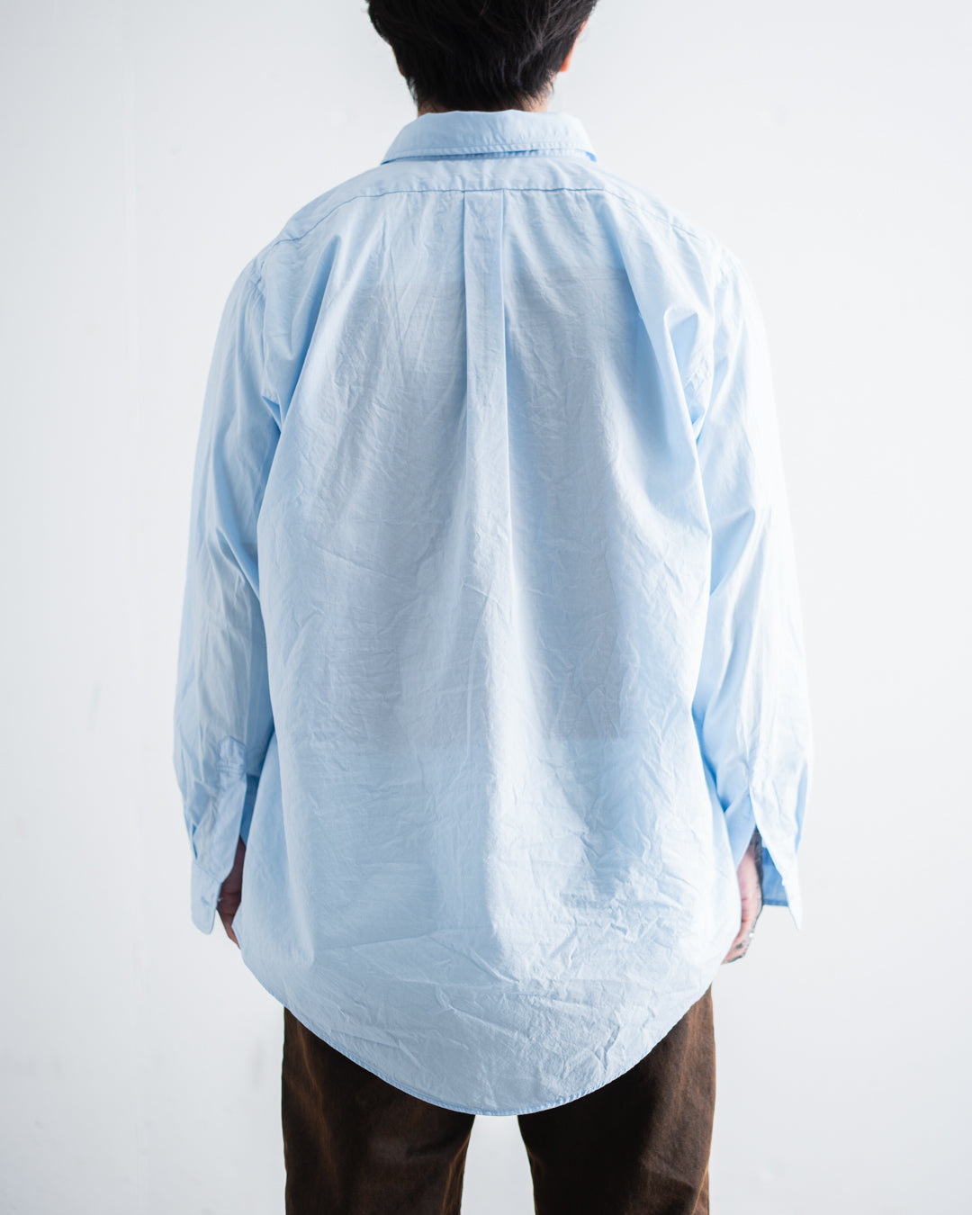 [8.22 sat 12:00 Release] FOUNDOUR COTTON BROAD REGULAR COLLAR SHIRT