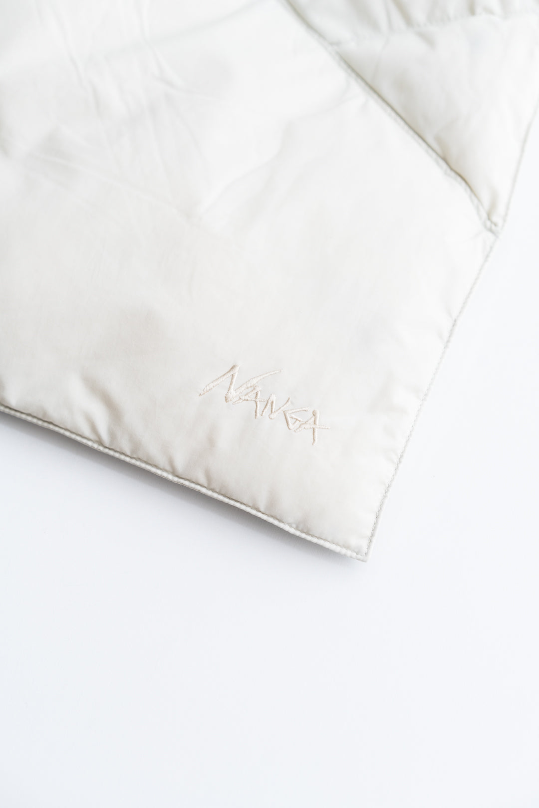 NANGA DOWN PONCHO MUFFLER