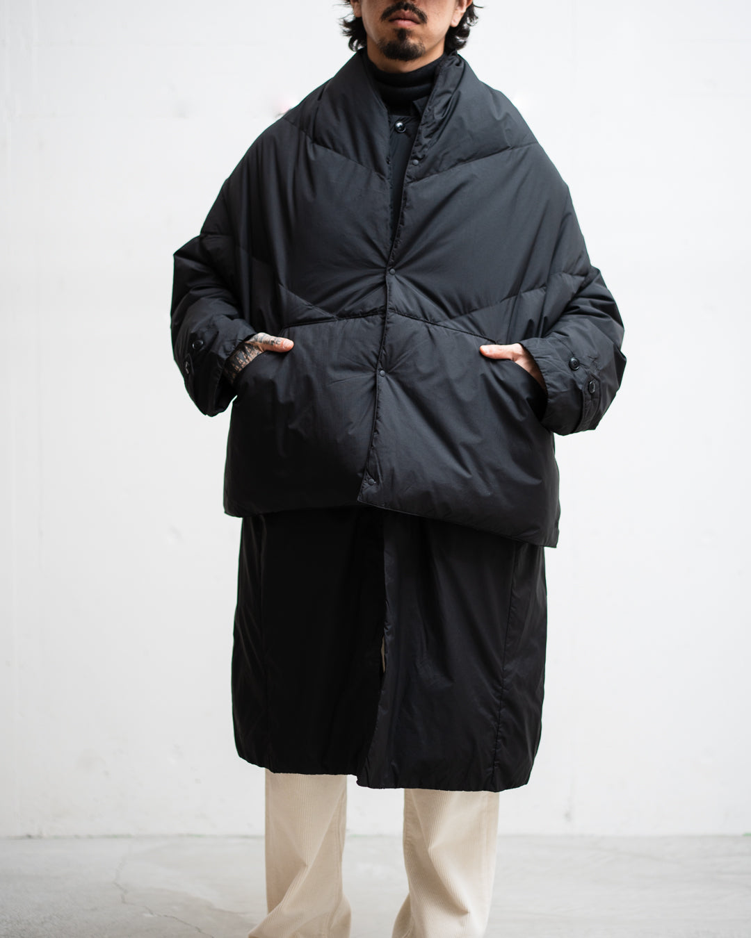 NANGA DOWN PONCHO MUFFLER