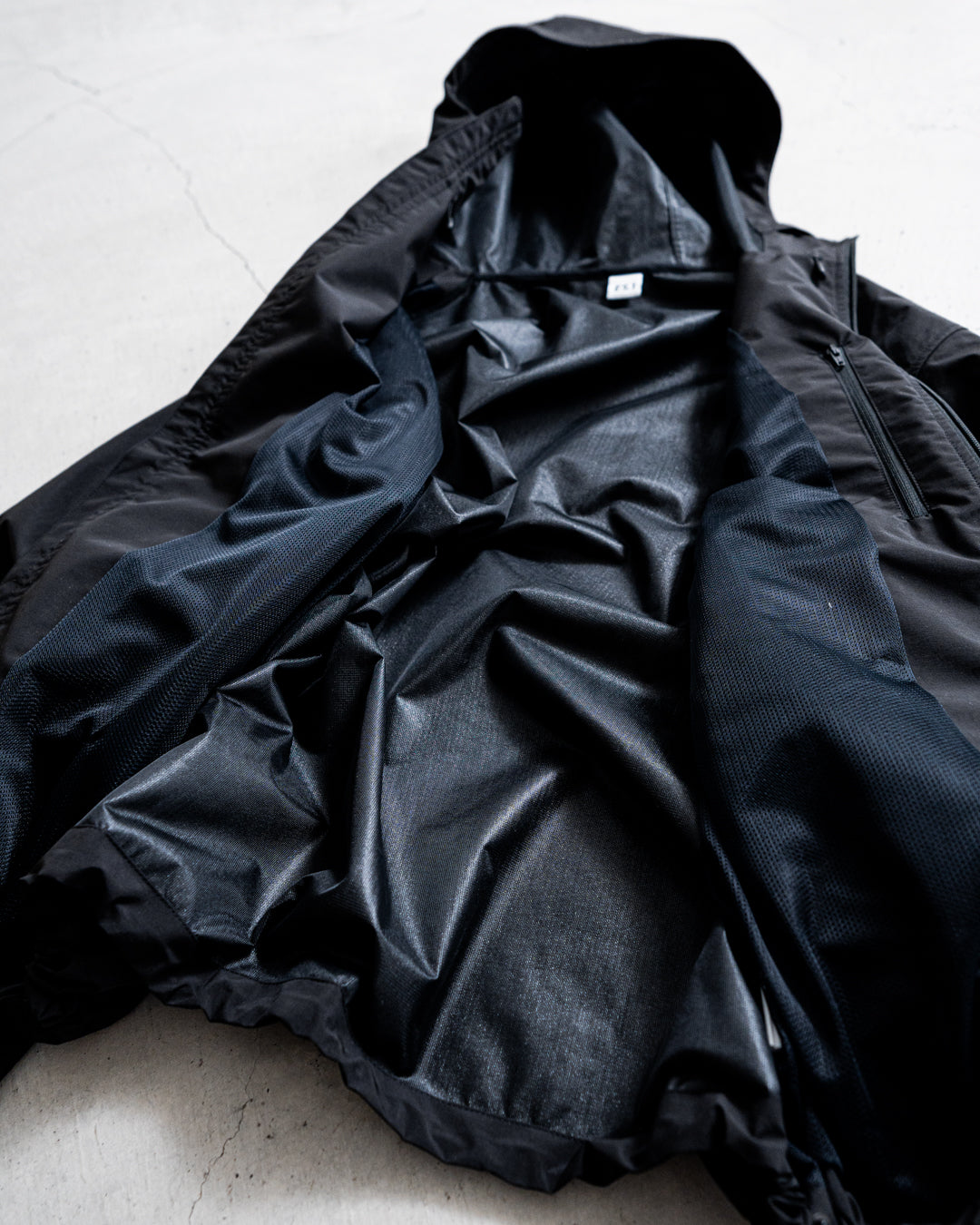 ES.1 Nylon Parka