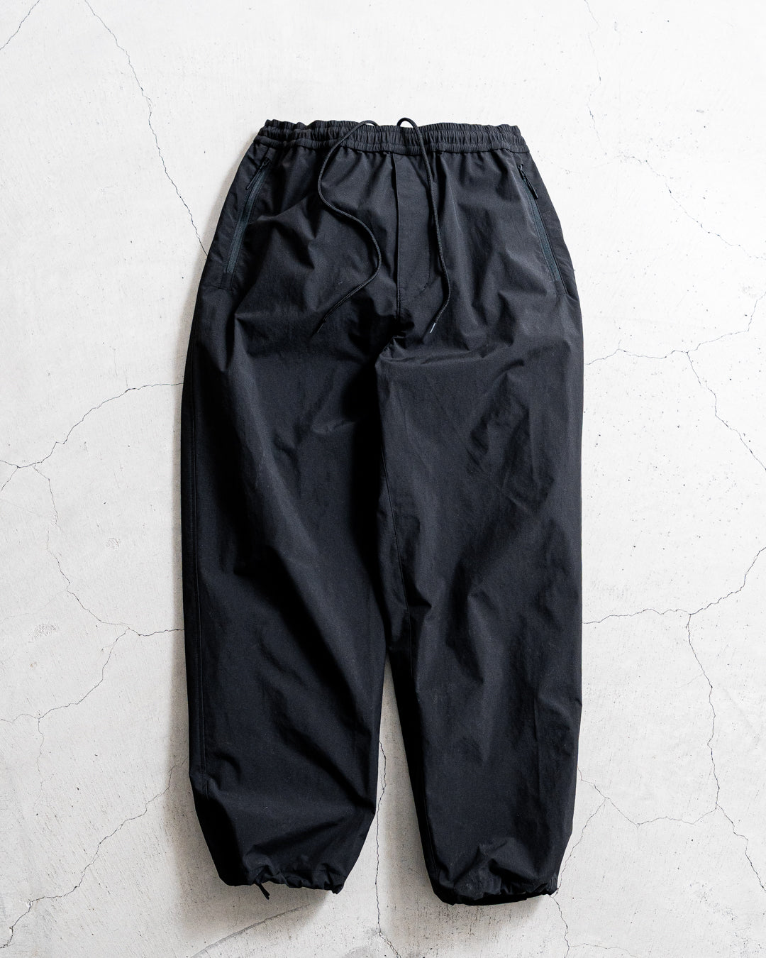 ES.1 Nylon Pants