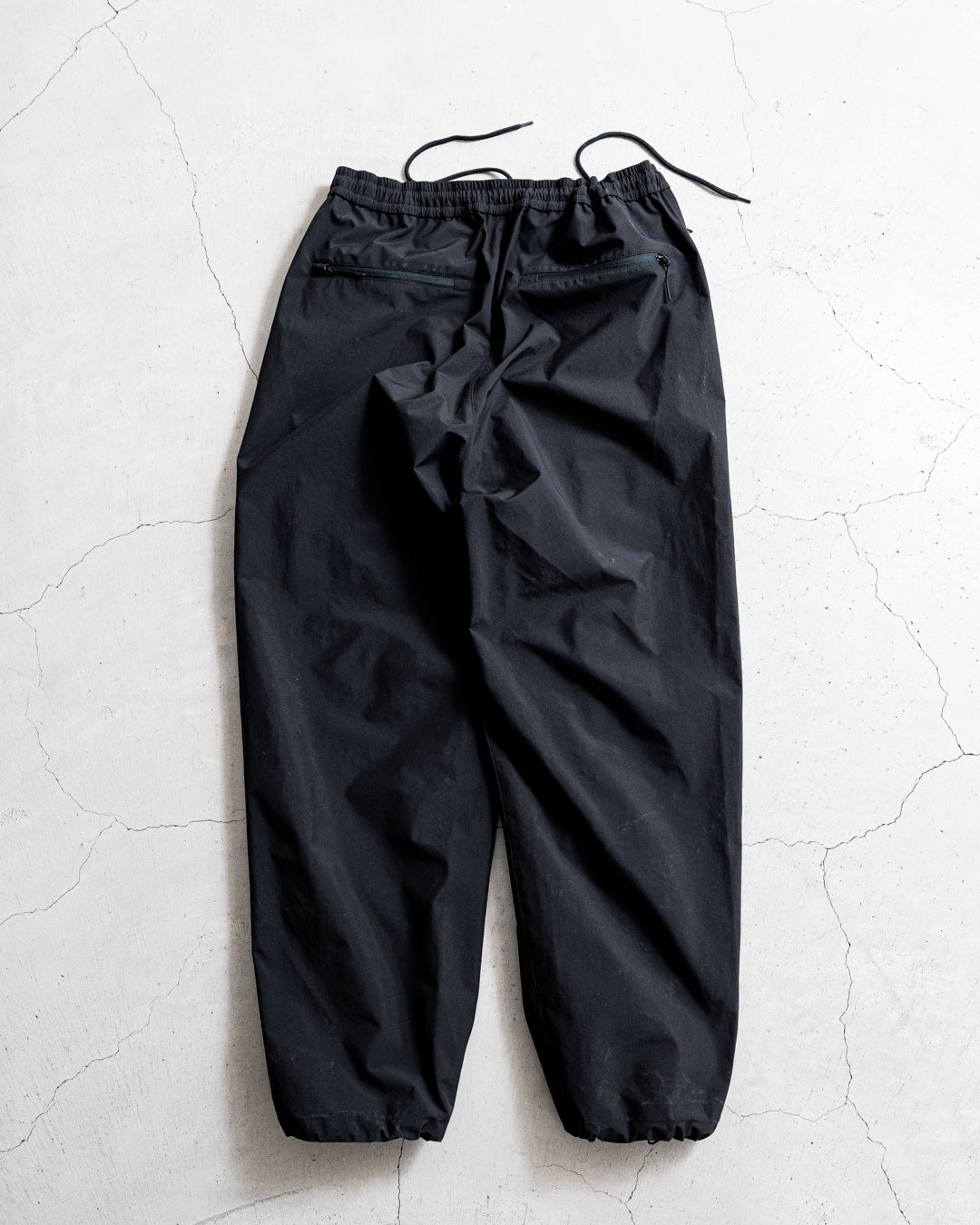 ES.1 Nylon Pants