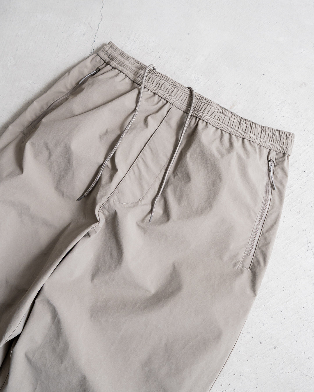 ES.1 Nylon Pants