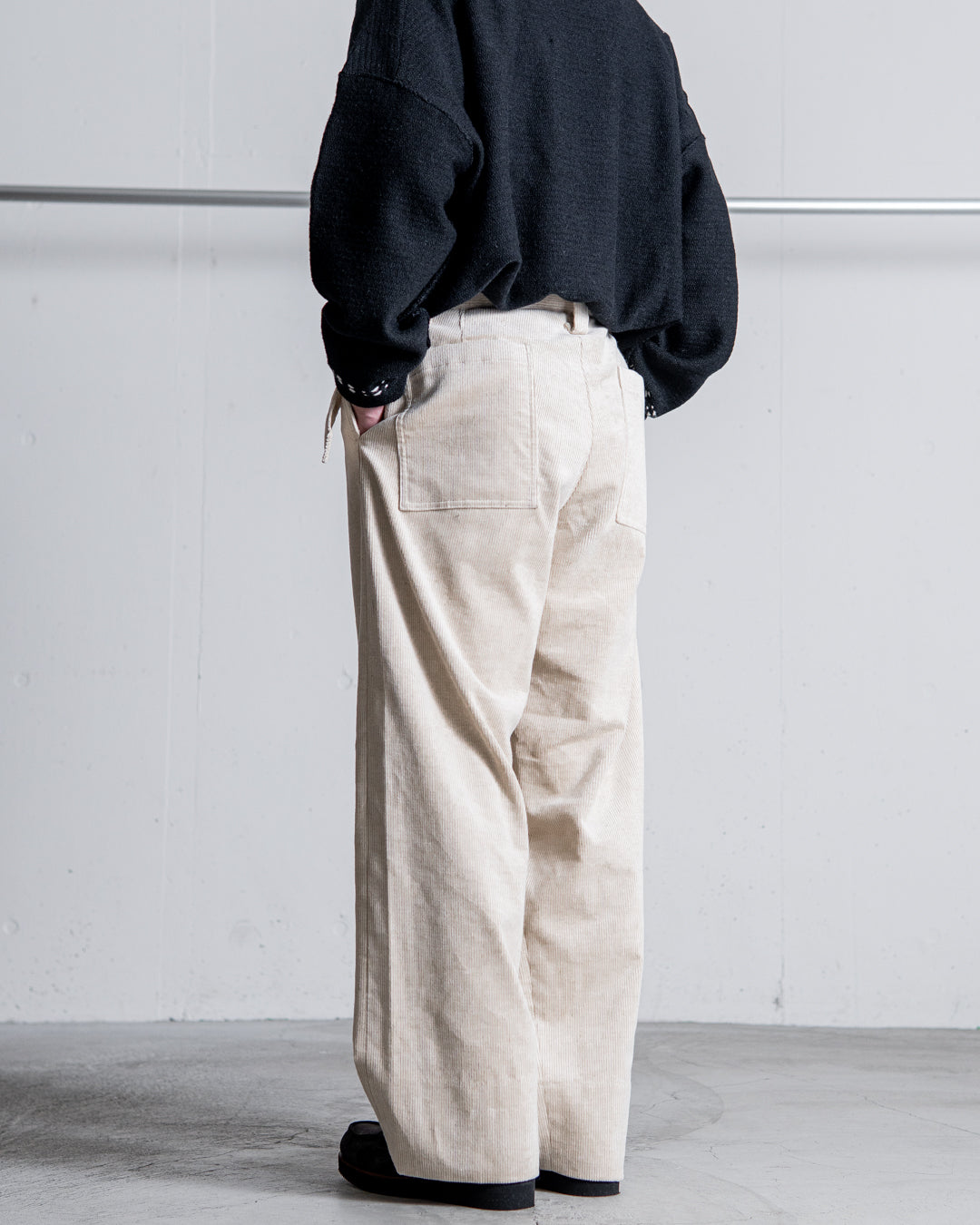 INTERIM BELTED MIL BAGGY TROUSER - 9W LINEN COTTON CORDUROY