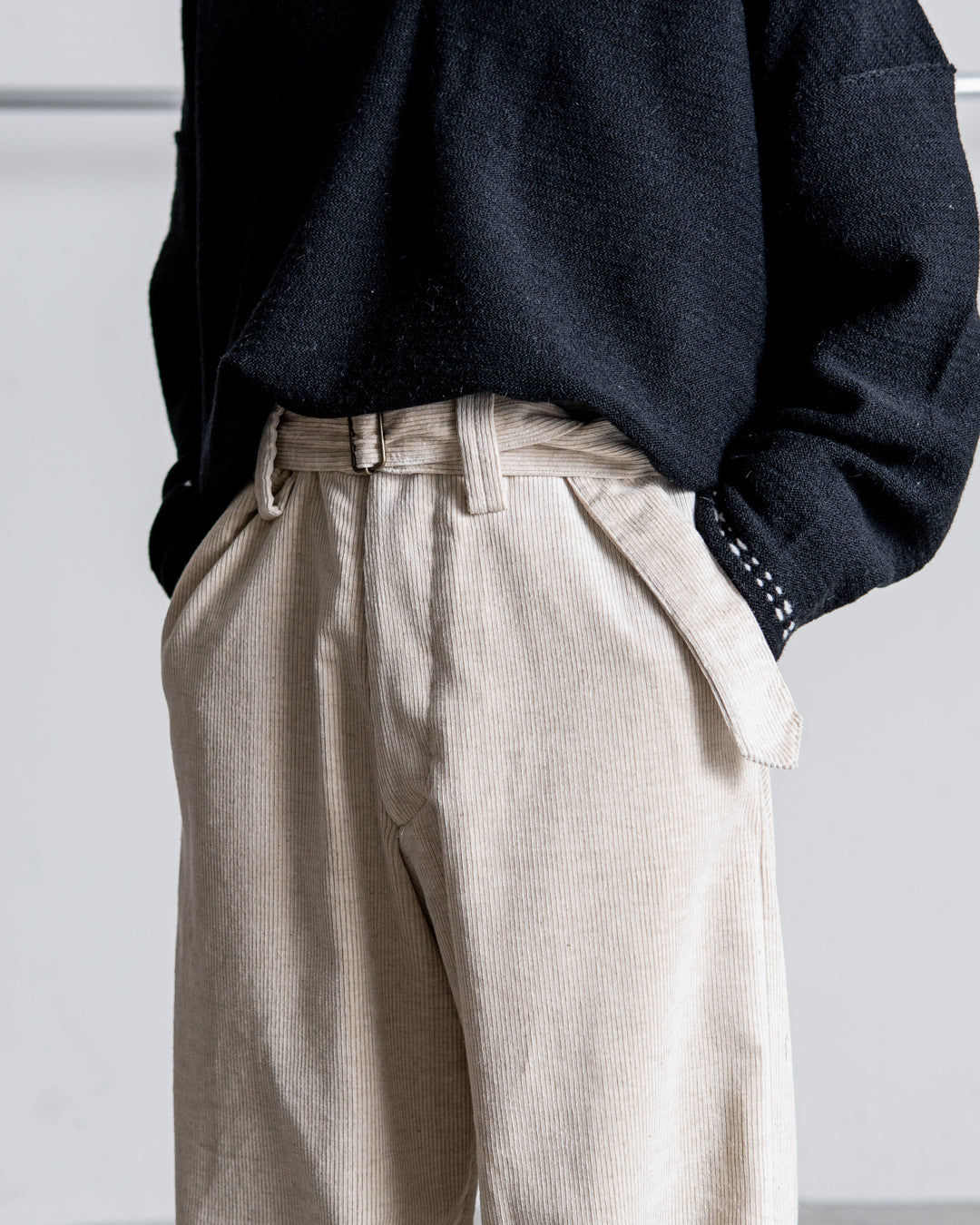 INTERIM BELTED MIL BAGGY TROUSER - 9W LINEN COTTON CORDUROY