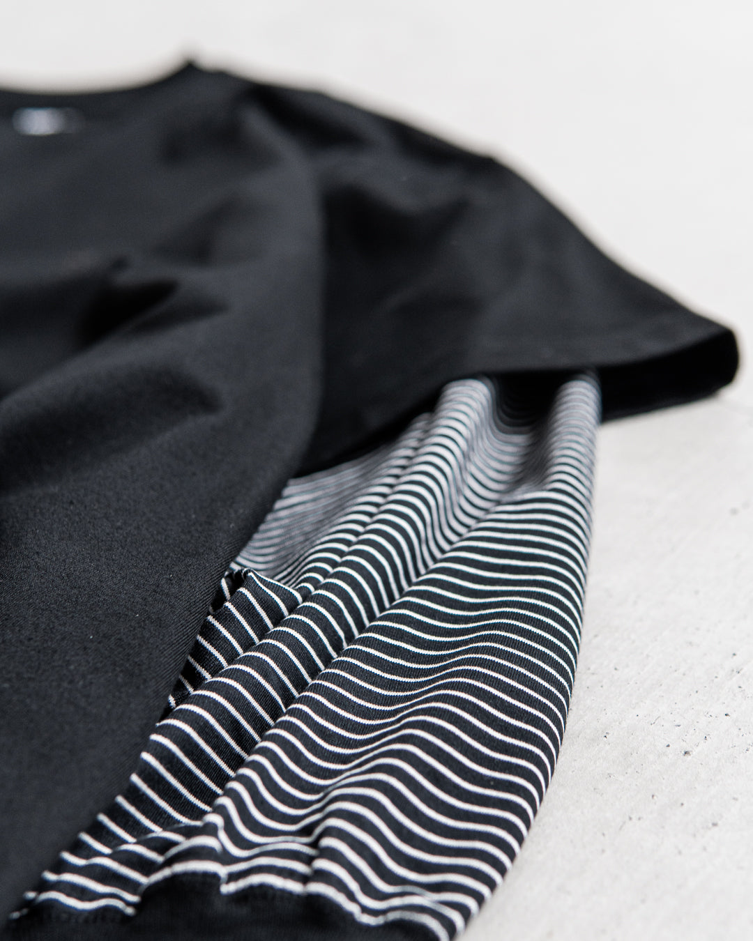 is-ness BALLOON LAYERED LONG SLEEVE T SHIRT