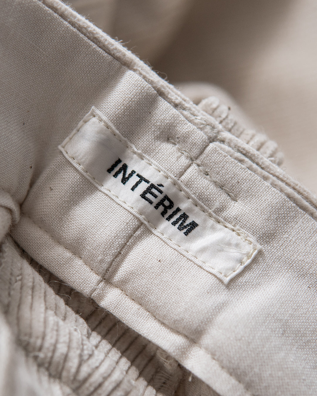 INTERIM BELTED MIL BAGGY TROUSER - 9W LINEN COTTON CORDUROY