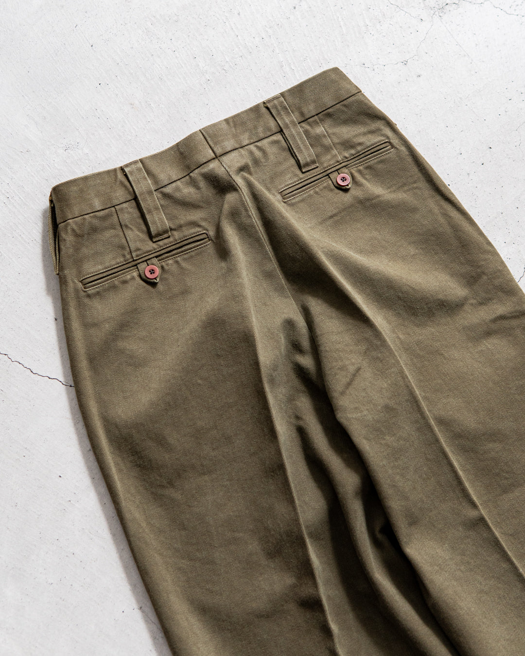 INTERIM HEAVY PIMA TWILL 1-TUCK FRENCH ARMY WIDE TAPERED TROUSER