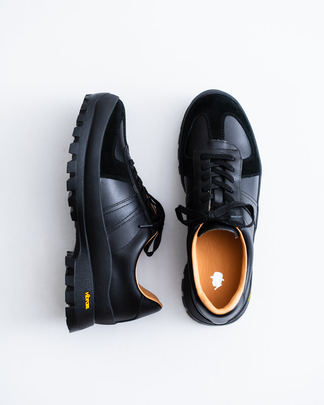 Tomo & Co. GERMAN TRAINER