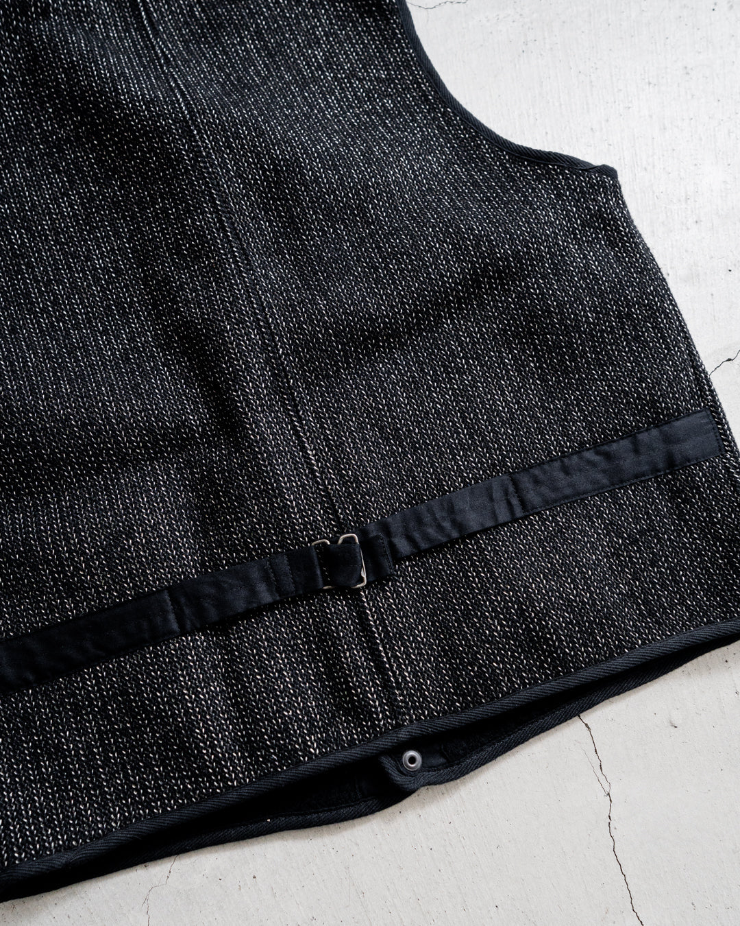 BROWN’S BEACH JACKET 524-LOW NECK VEST