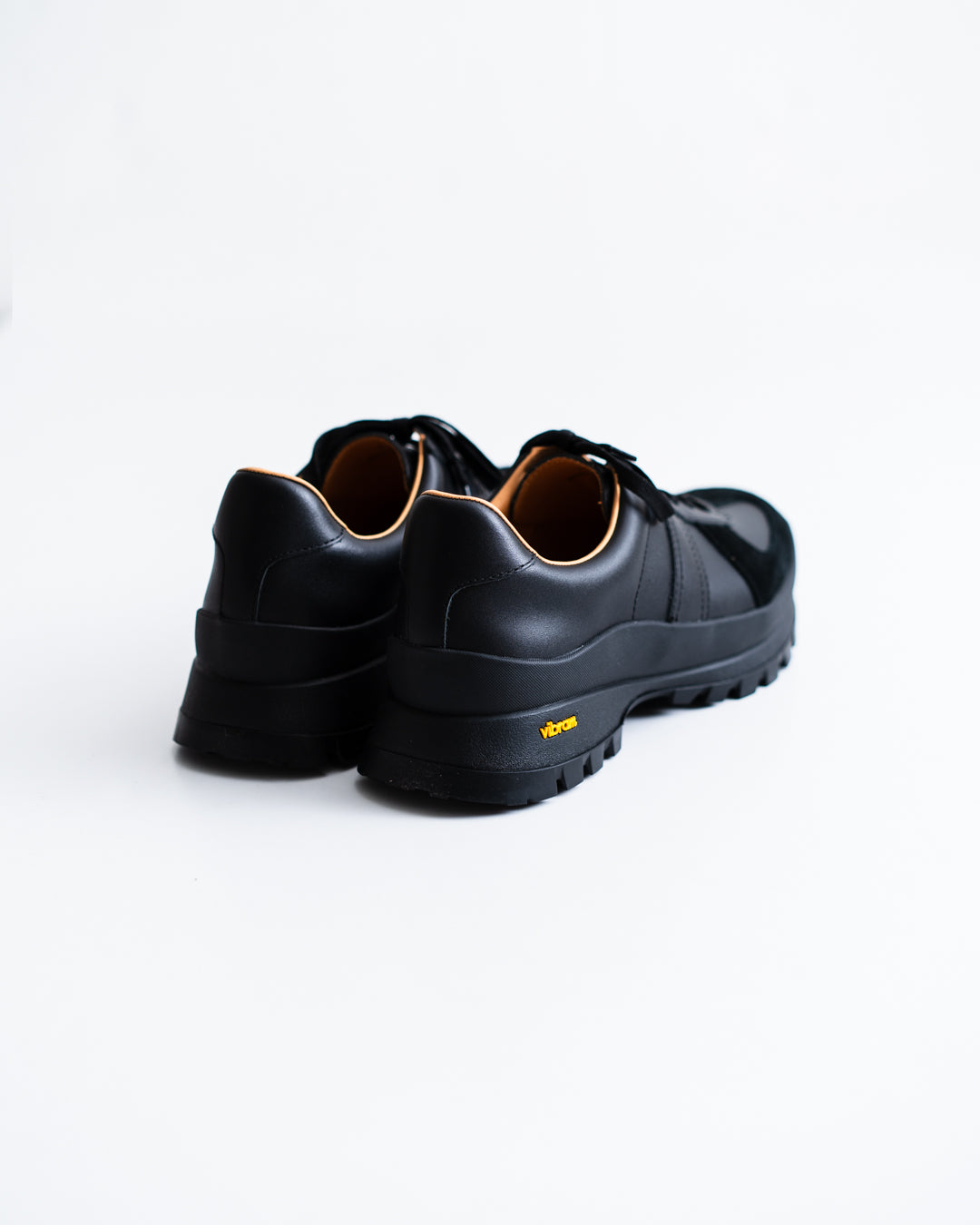 Tomo & Co. GERMAN TRAINER