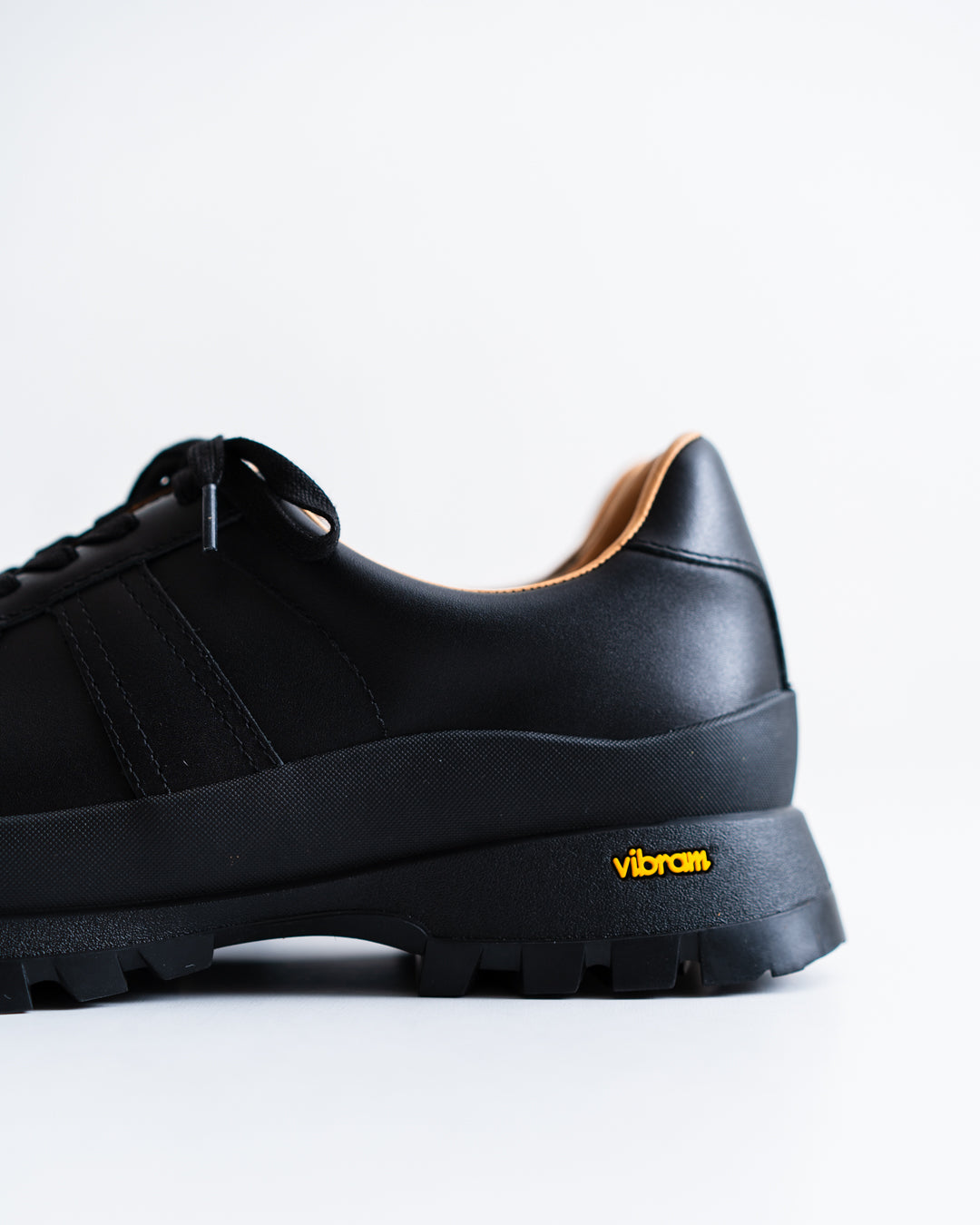 Tomo & Co. GERMAN TRAINER