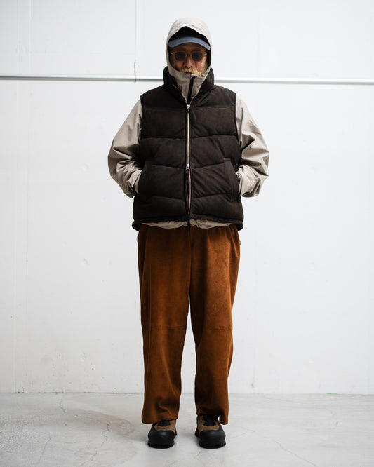 [LAST 1] CCU PADDING VEST - COW NUBUCK