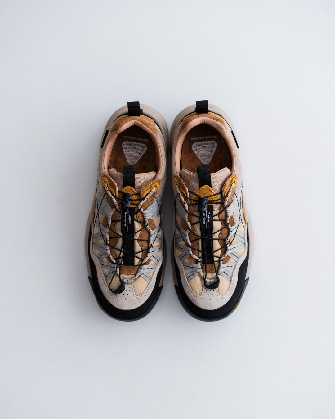 Flower MOUNTAIN IWANO2 - CREAM/BLACK (FM100039)