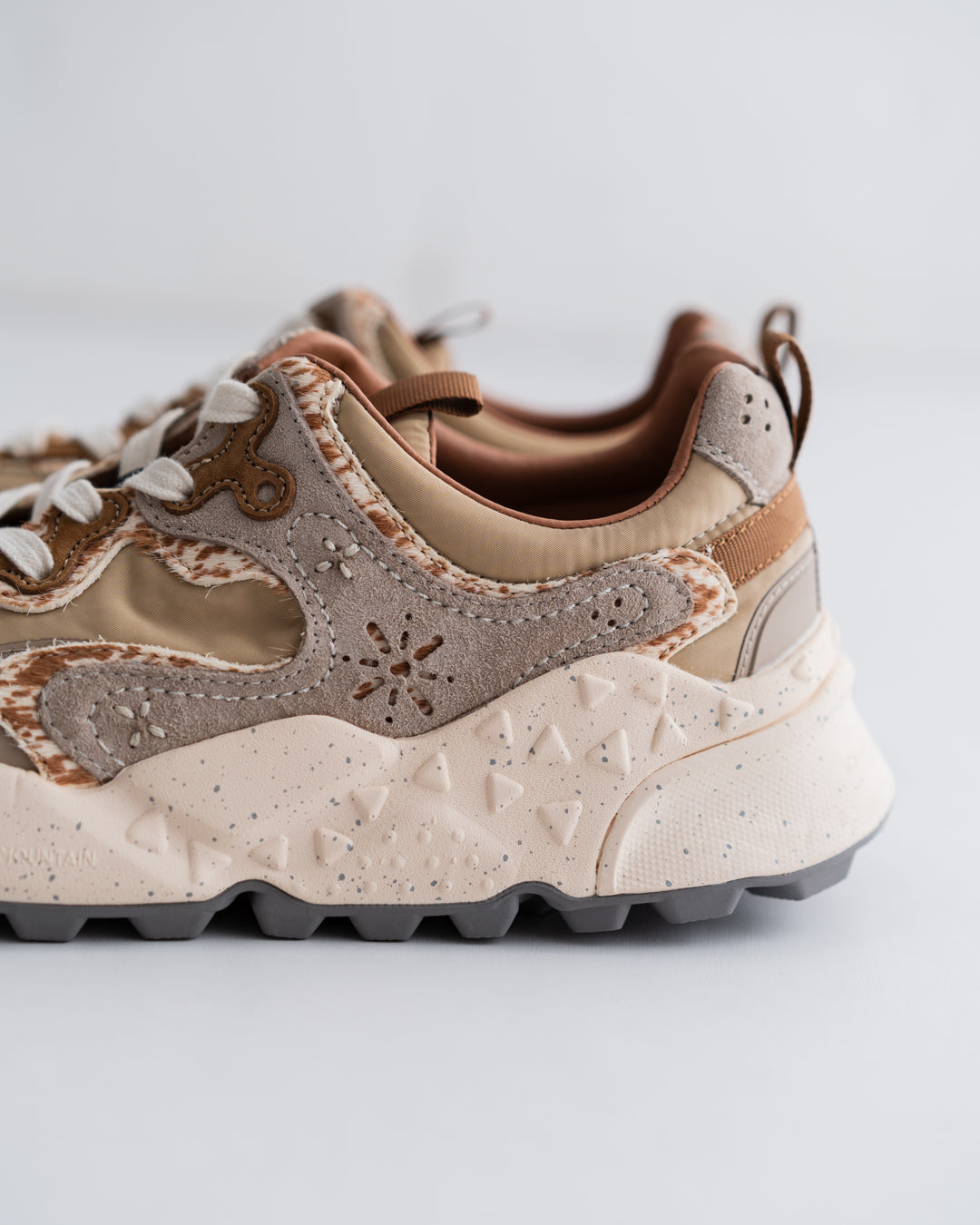 Flower MOUNTAIN RURIS - BEIGE/BROWN (FM121061)