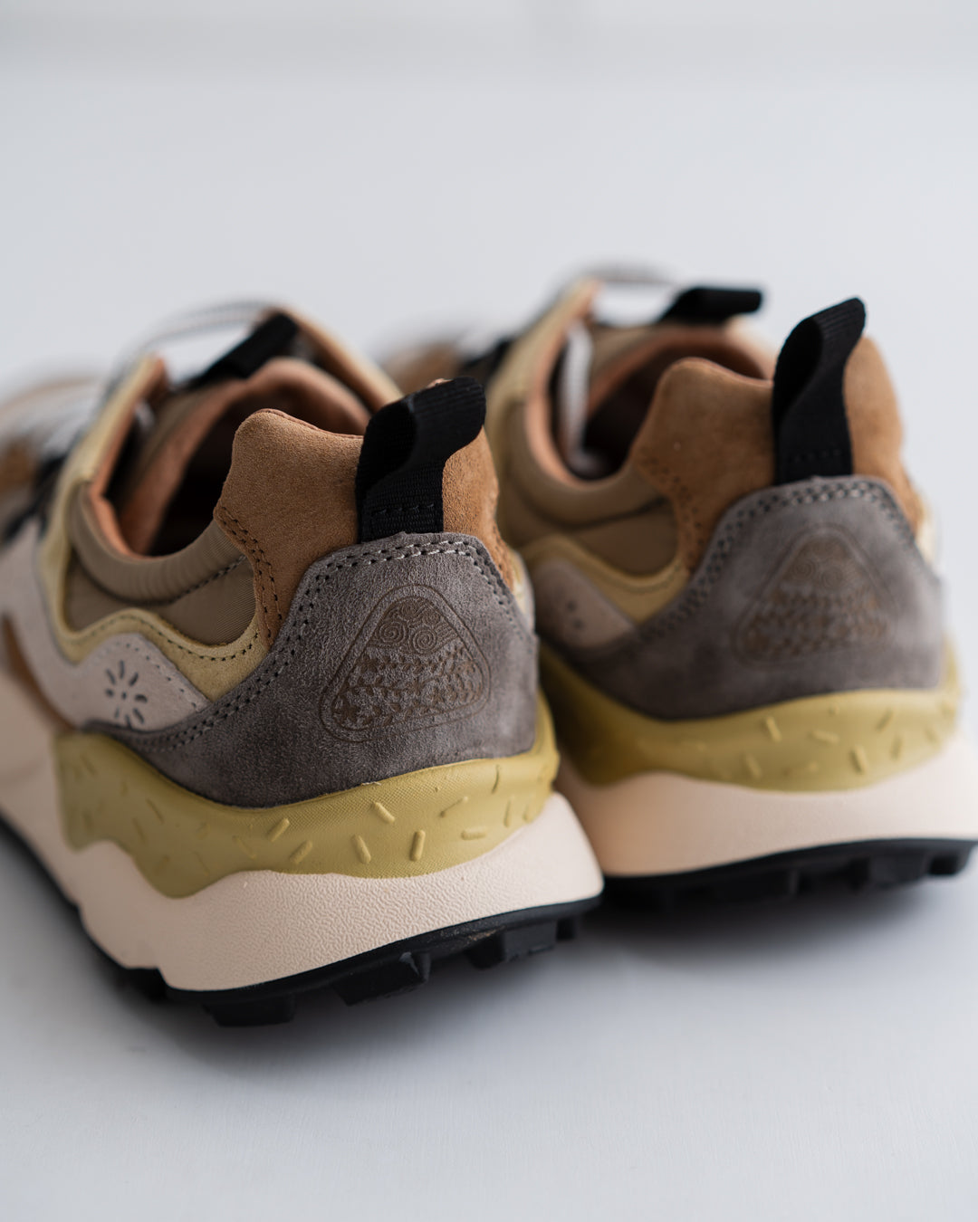Flower MOUNTAIN YAMANO3 - BEIGE/GRAY/PALE YELLOW (FM63878)