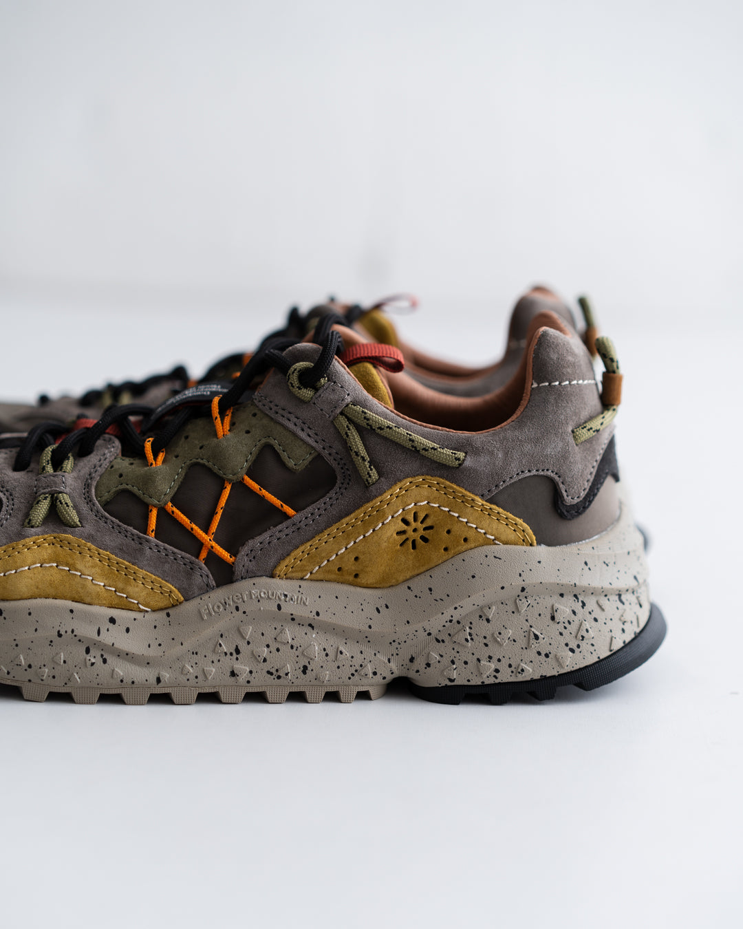 Flower MOUNTAIN YAMABUSHI - STEEL/GRAY/MUTED YELLOW (FM125056)