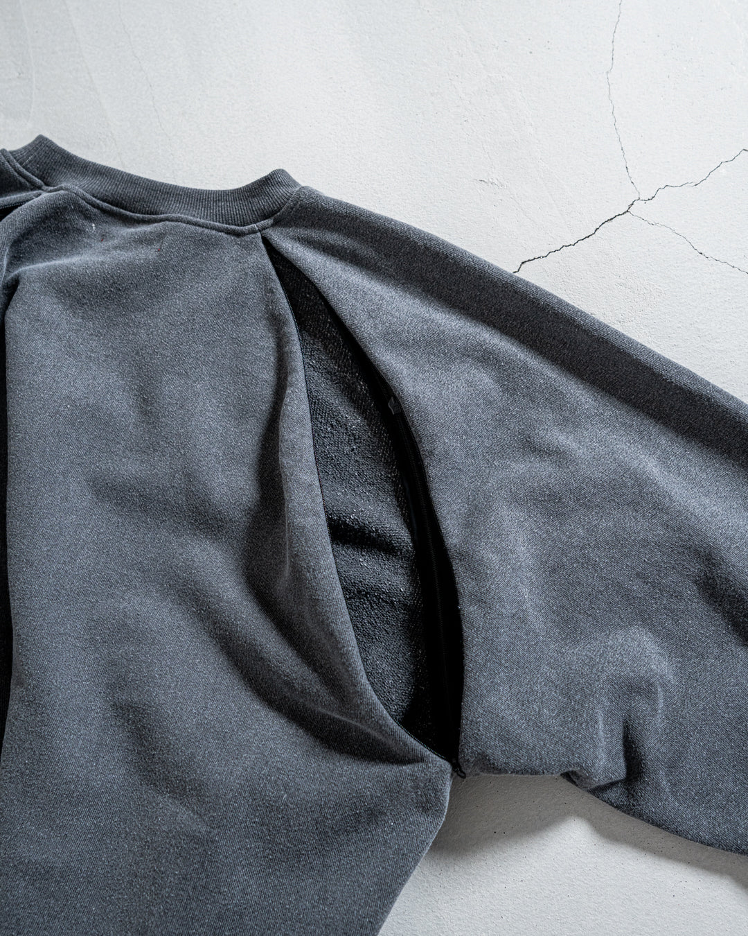 is-ness Ventilated Sweatshirt