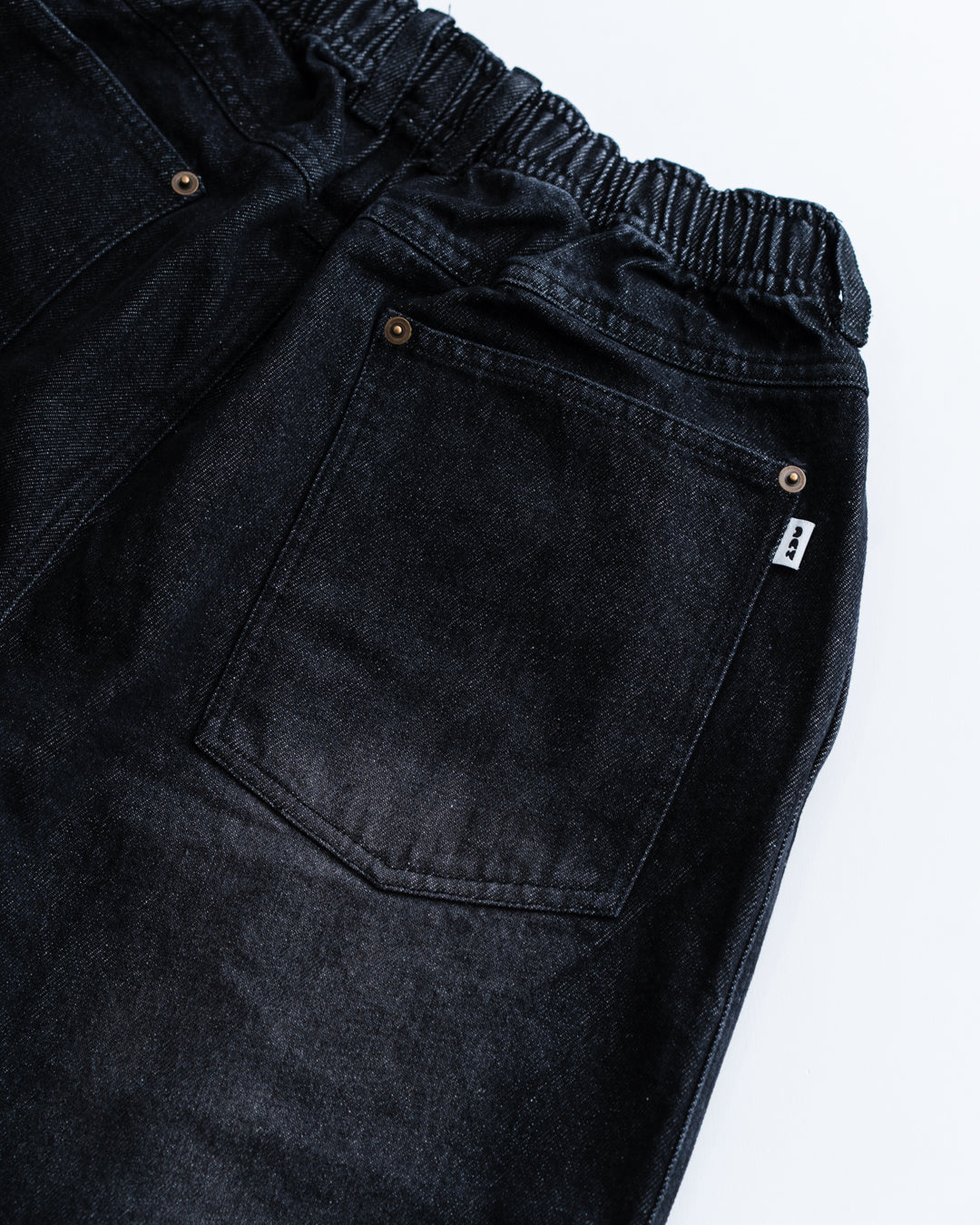 Acy SCRATCH DENIM PANTS