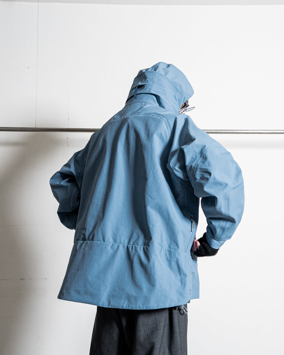 CMF OUTDOOR GARMENT WHITE OUT SHELL COEXIST