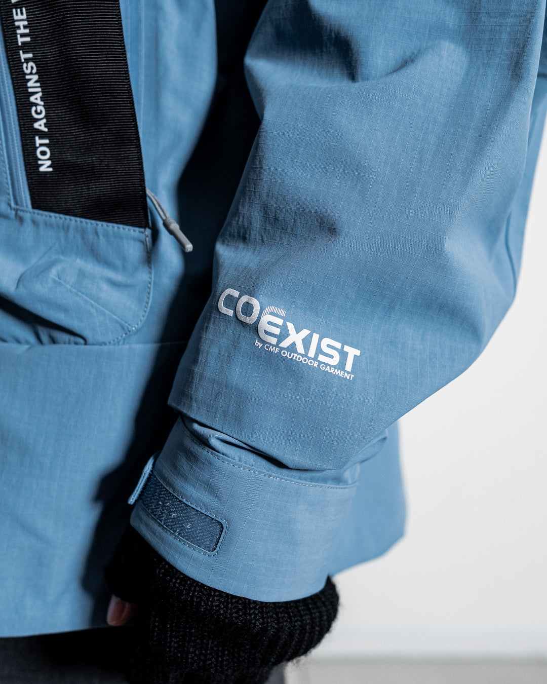 CMF OUTDOOR GARMENT WHITE OUT SHELL COEXIST