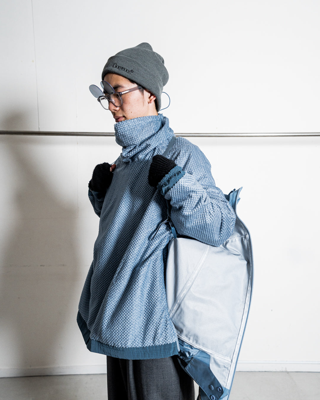 CMF OUTDOOR GARMENT WHITE OUT SHELL COEXIST