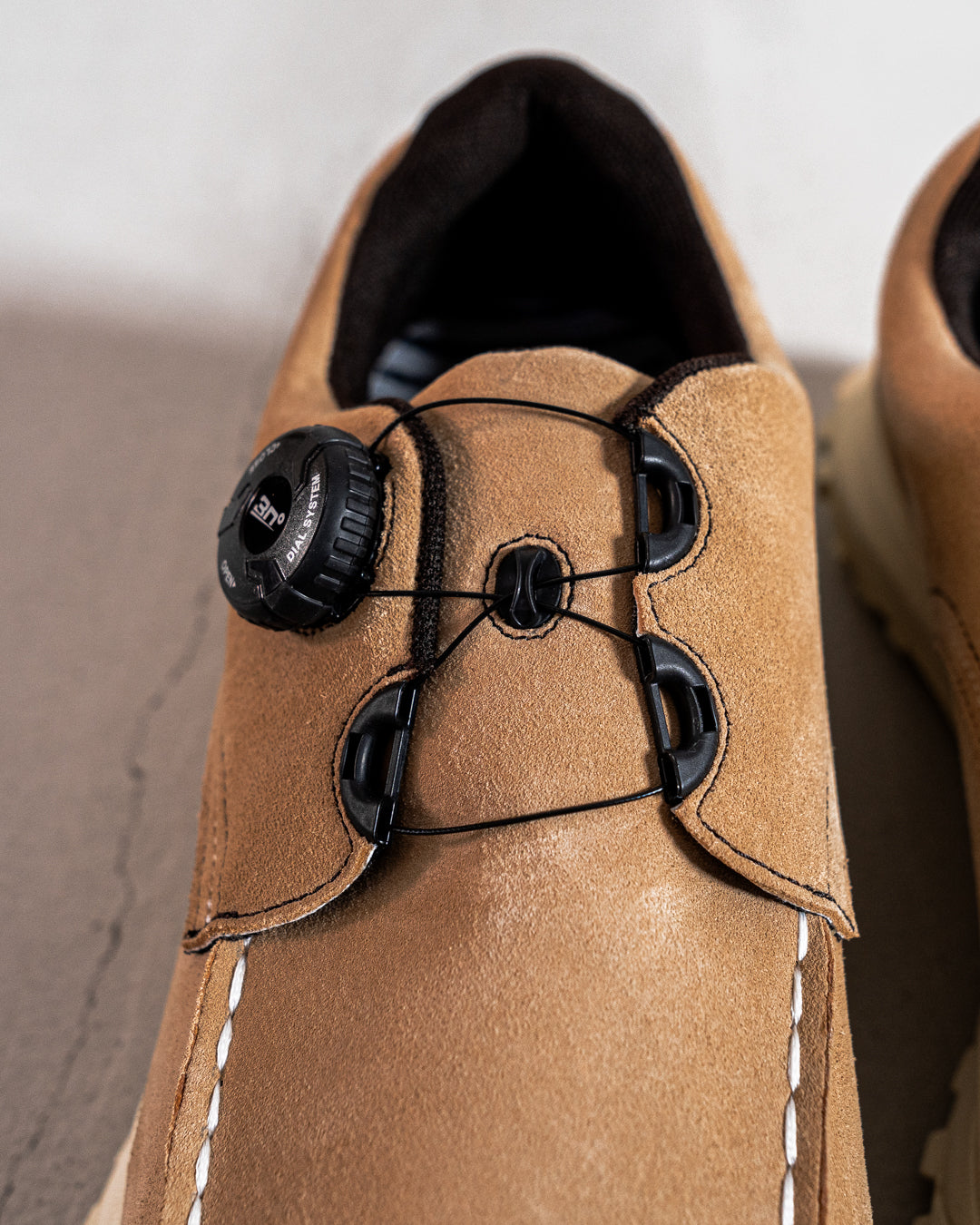 CMF OUTDOOR GARMENT APPROACH 02 SETTER