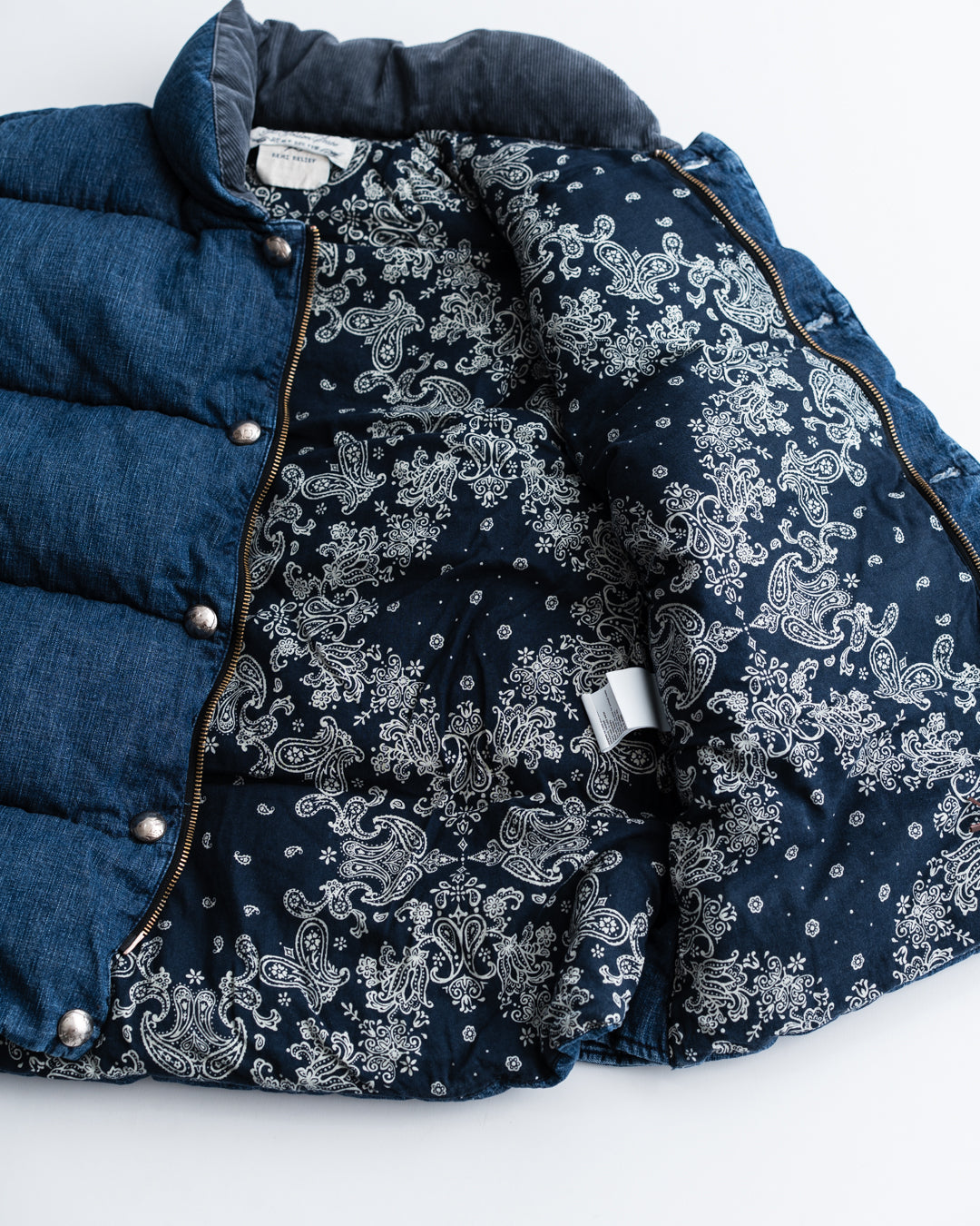 REMI RELIEF ナチュラル加工デニムダウンVEST