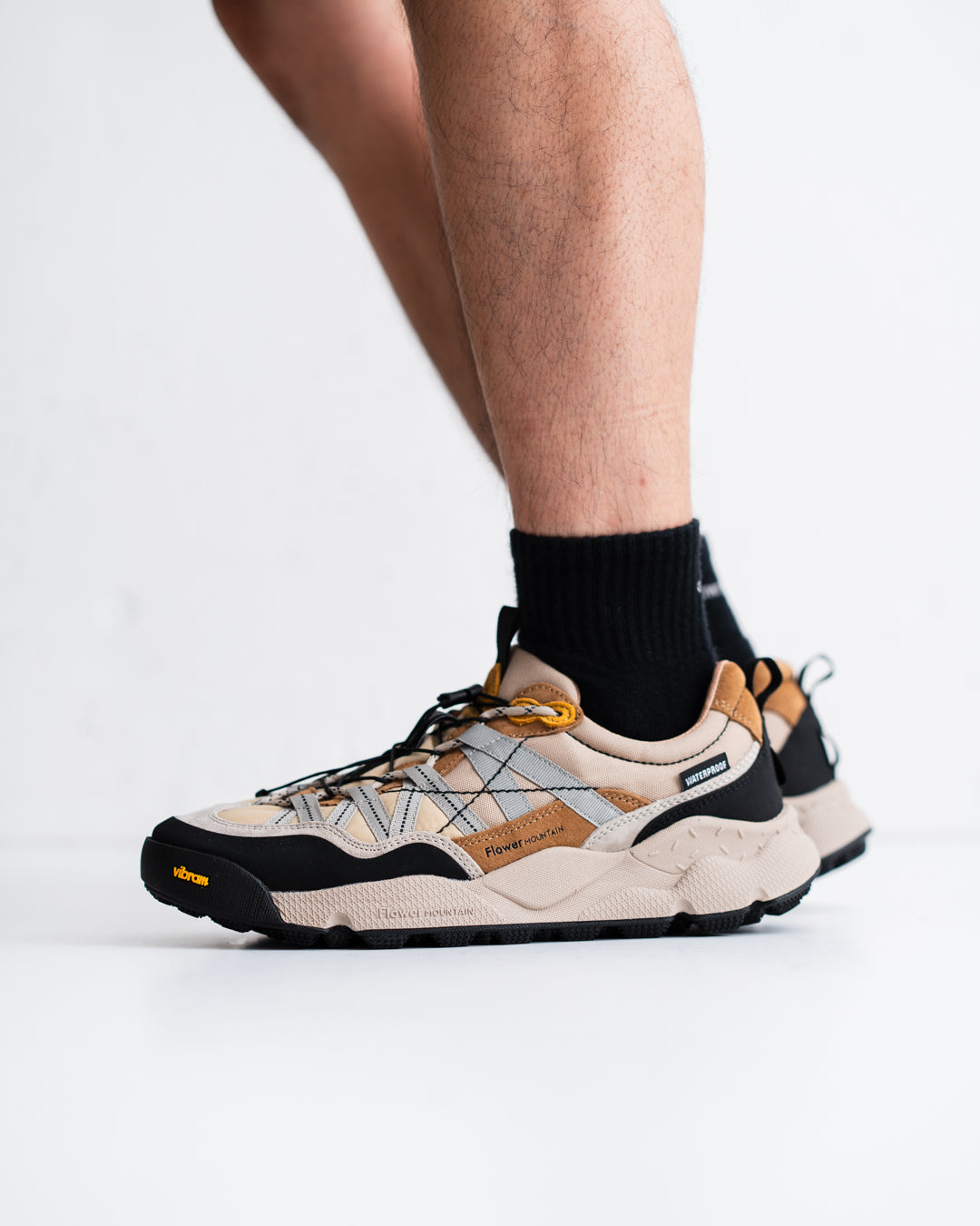 Flower MOUNTAIN IWANO2 - CREAM/BLACK (FM100039)