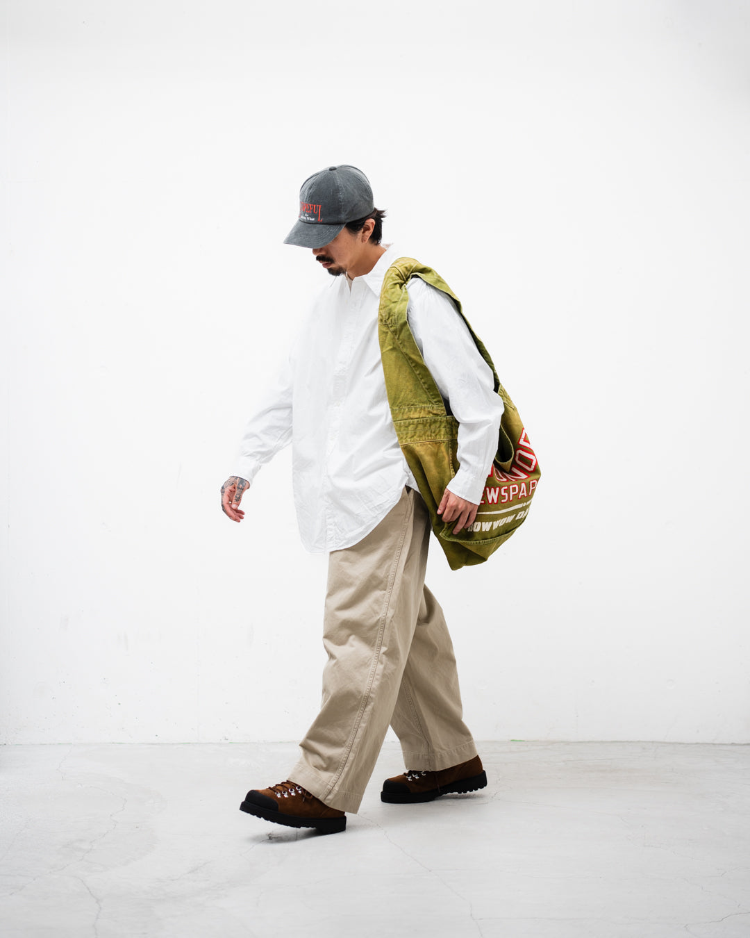 BOWWOW 41 KHAKI TROUSERS