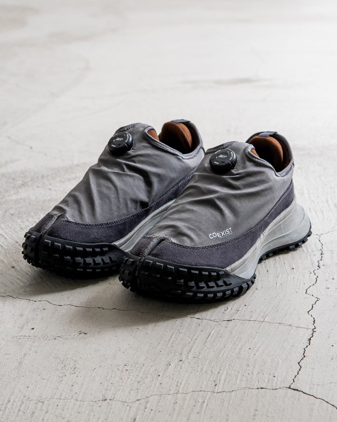 靴 CMF OUTDOOR GARMENT APPROACH 03 MOC CMF OUTDOOR GARMENT APPROACH 03 MOC – unexpected store